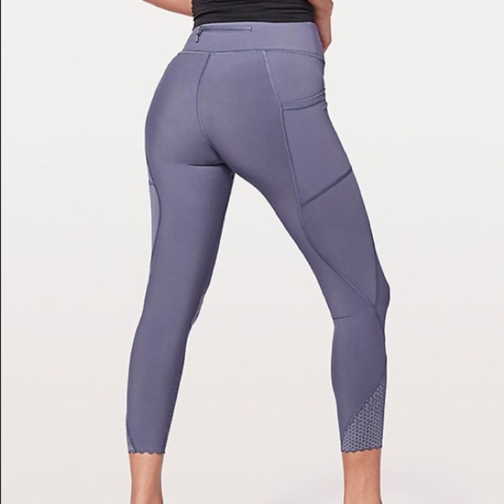 NWOT Lululemon Tight Stuff II pants 25”
